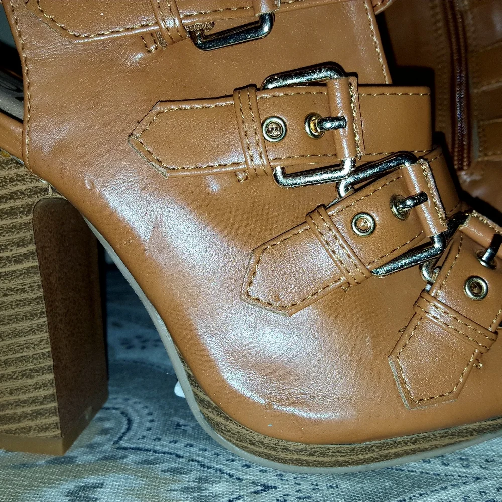 Deb brand brown